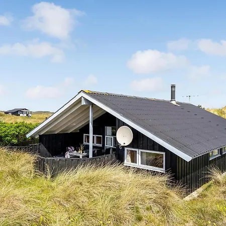 Cozy In Hvide Sande With Sauna